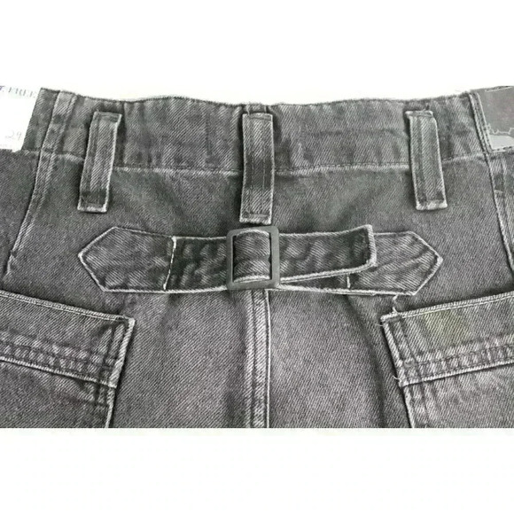 Free People We The Free Black Major Leagues Mid-Rise Cuffed Jeans Size 30 NWT - Picture 15 of 16